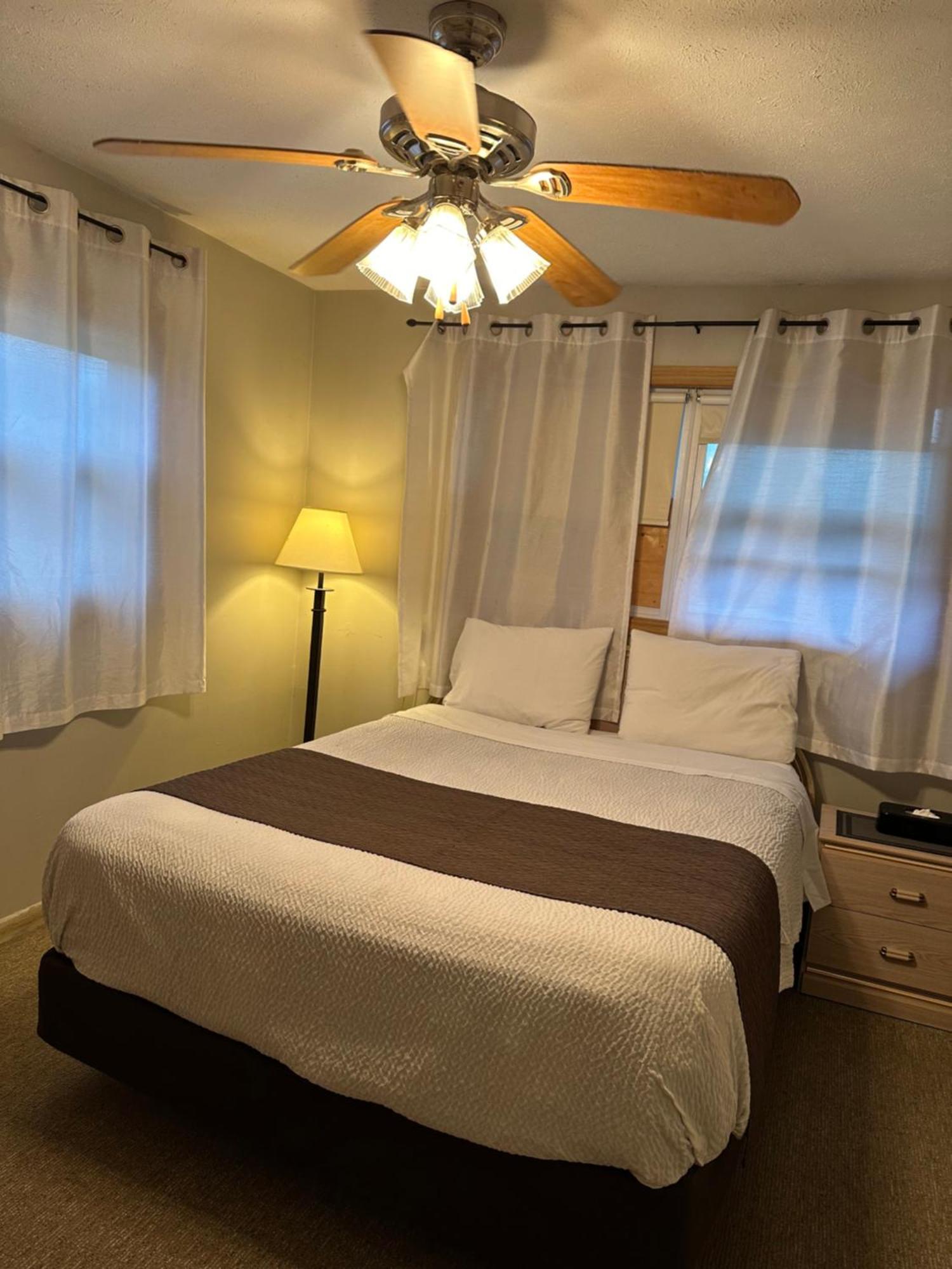 Lakeview Motel Kincardine Buitenkant foto